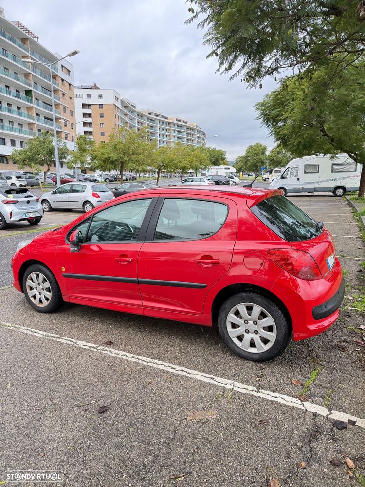 Peugeot 207 1.4 16V Trendy - 9