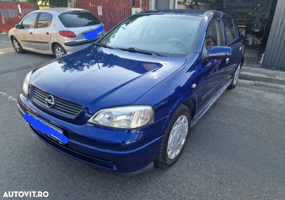 Opel Astra - 1
