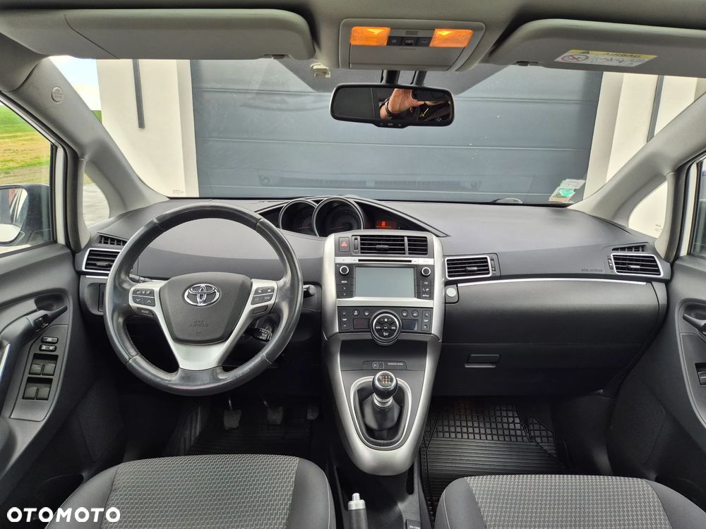 Toyota Verso 1.6 D-4D Premium - 30