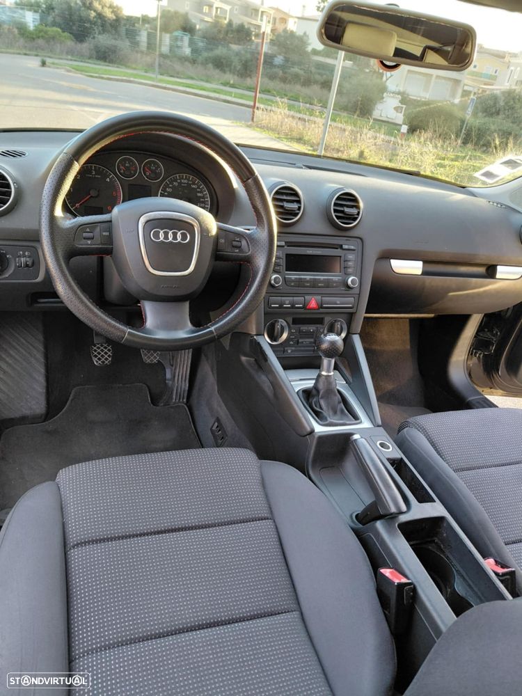 Audi A3 Sportback 2.0 TDi Attraction - 14