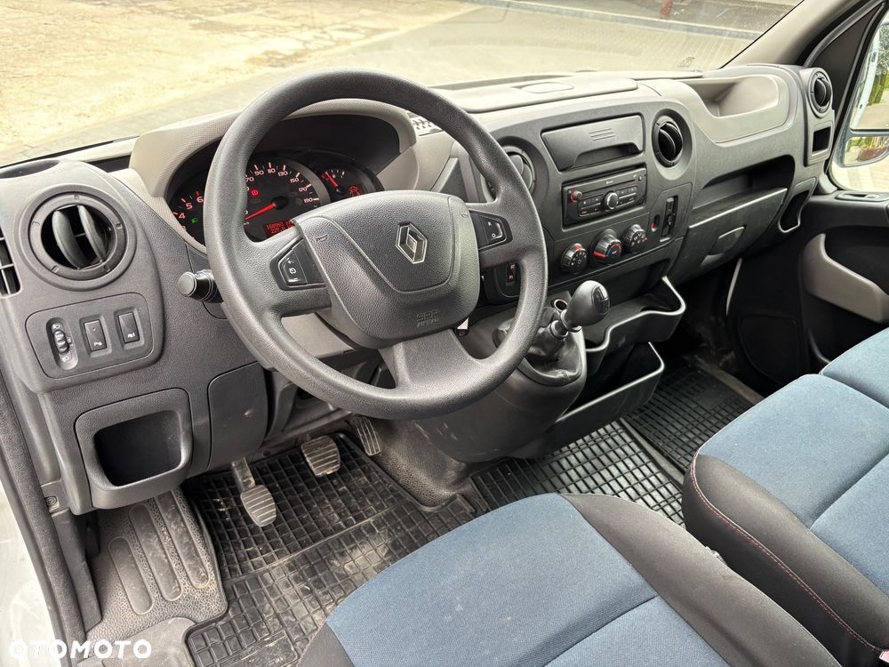 Renault Master - 18