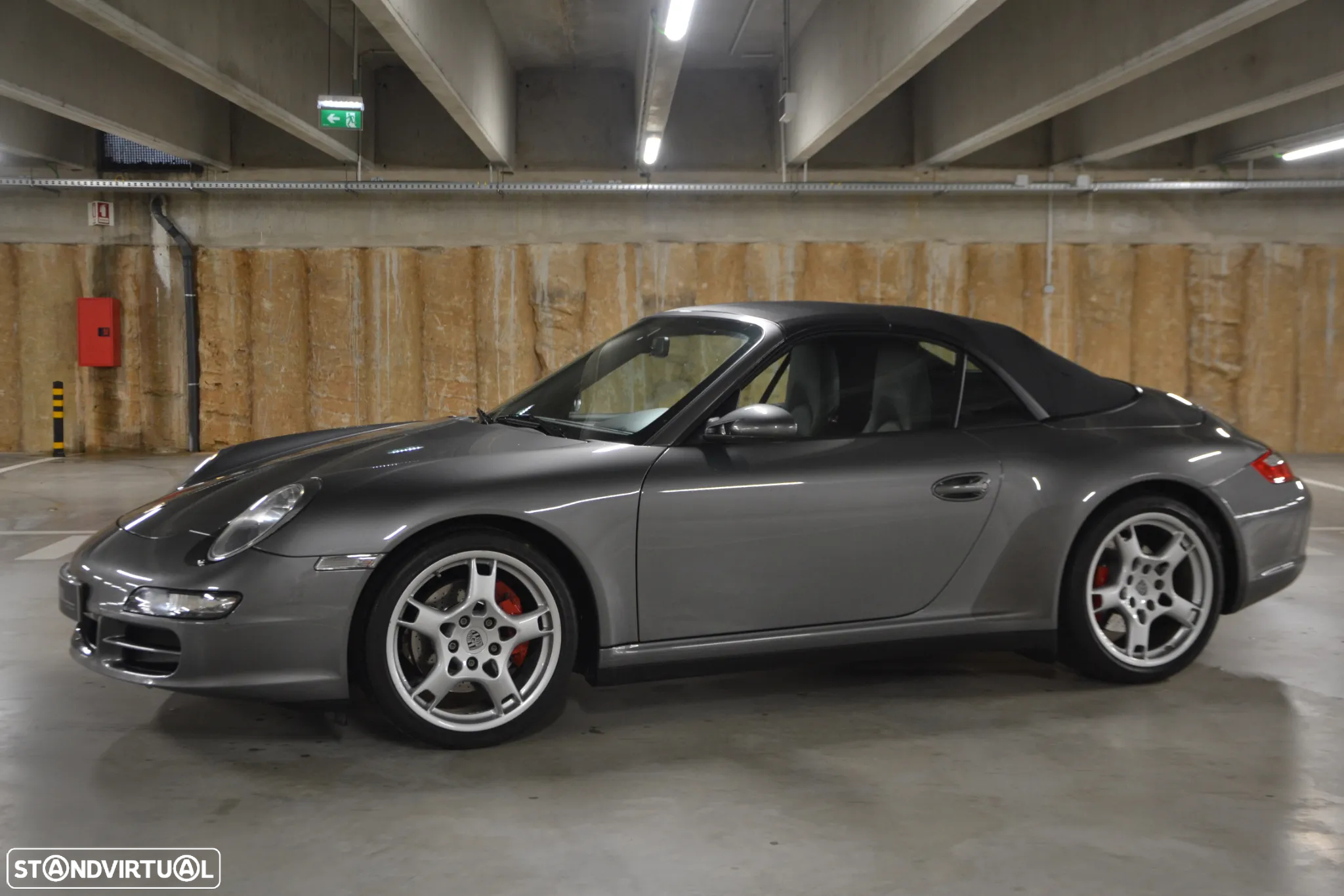Porsche 911 (997) Carrera 4 S - 3