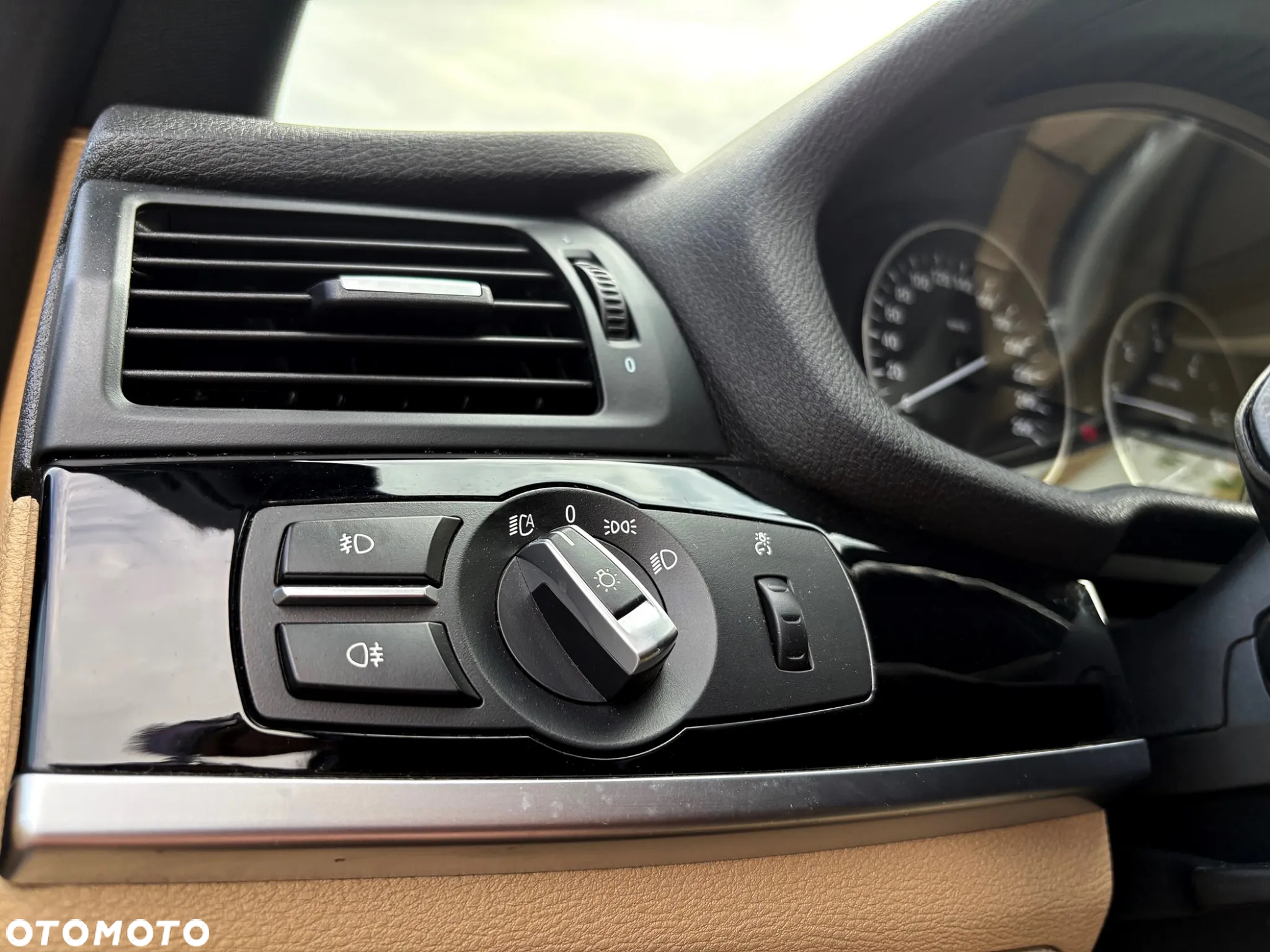 BMW X3 xDrive20d Advantage - 33