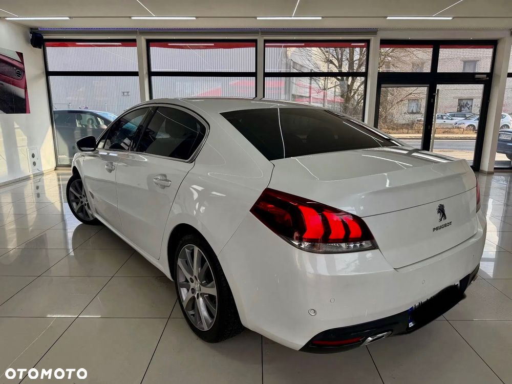 Peugeot 508 - 8
