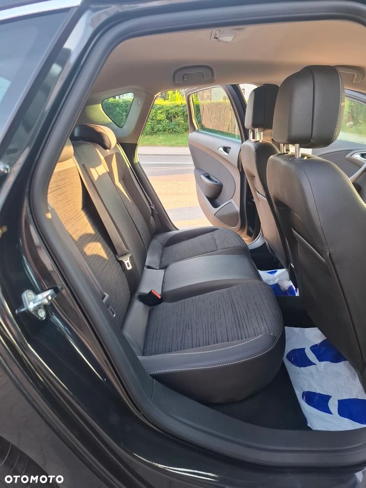 Opel Astra 1.6 Energy EU6 - 22
