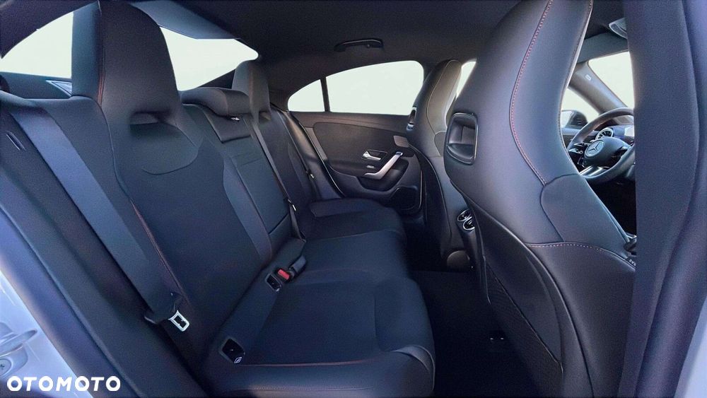 Mercedes-Benz CLA - 20