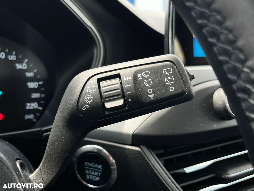 Ford Focus - 19