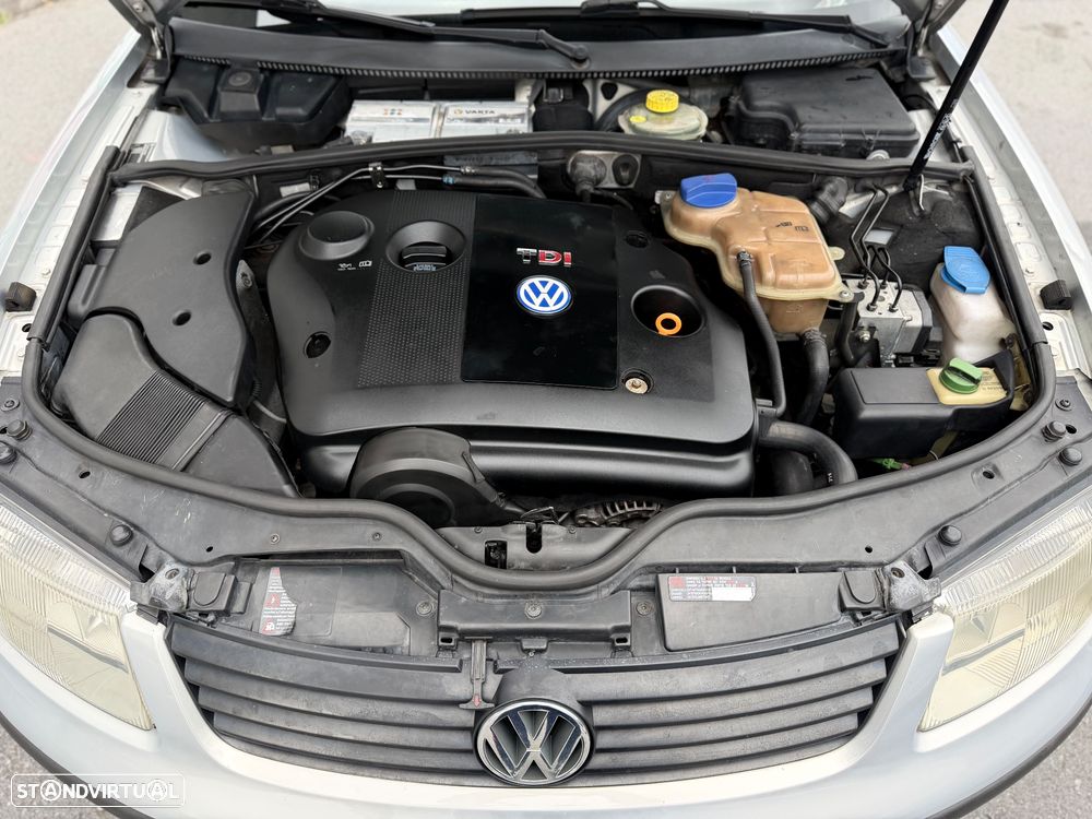 VW Passat 1.9 TDi Trendline - 17