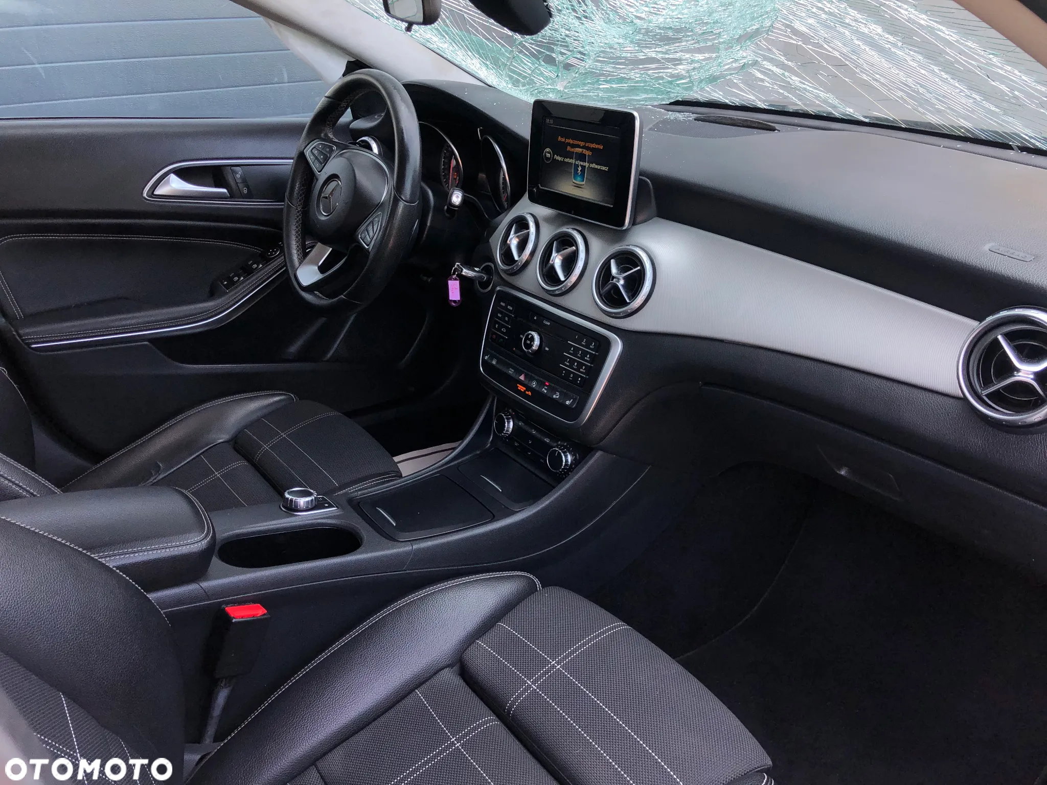 Mercedes-Benz GLA 220 d 4-Matic - 13