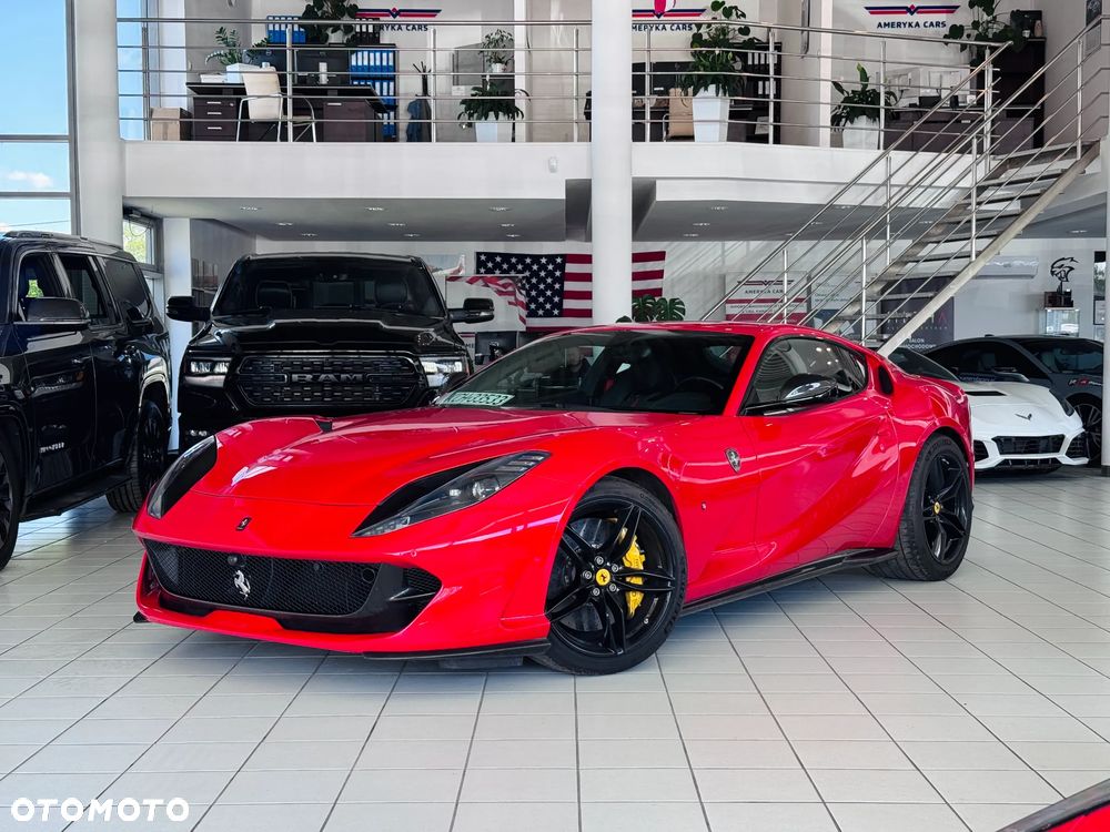 Ferrari 812 Superfast - 1