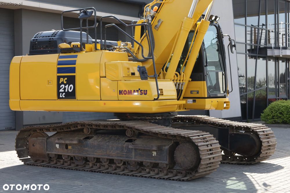Komatsu PC210LC-11 - 13