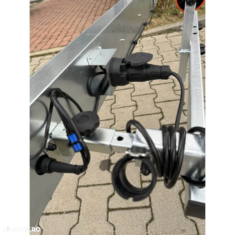 Autocar Remorca uniaxiala fara frane pentru barci P750-5,2 Lux - 7