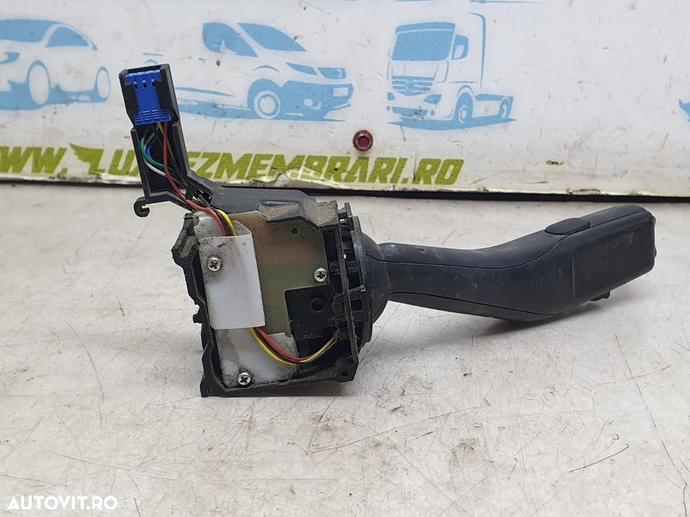 Maneta stergatoare 1k0953519a Volkswagen Caddy 3 [2004 - 2010] - 2