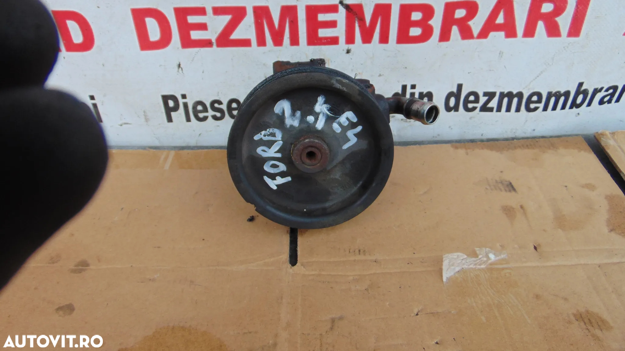 Pompa servo Ford Transit 2.4 pompa servodirectie transit 2.4 - 2