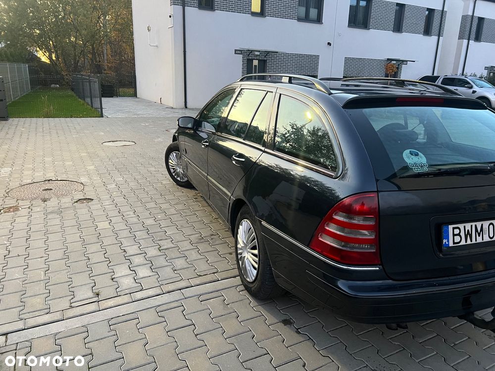 Mercedes-Benz Klasa C ver-200-cdi-elegance - 3