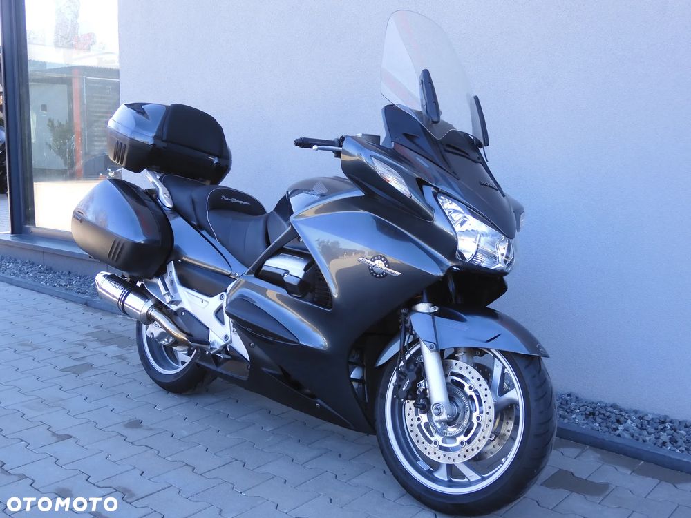 Honda ST - 21