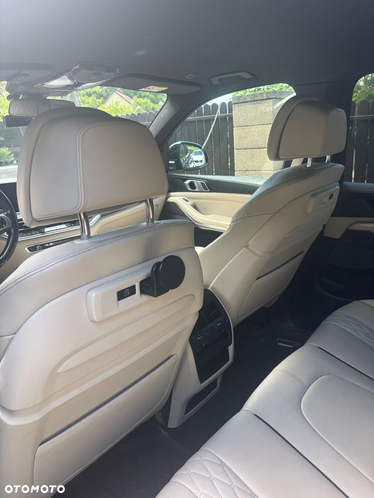 BMW X5 xDrive40i - 25