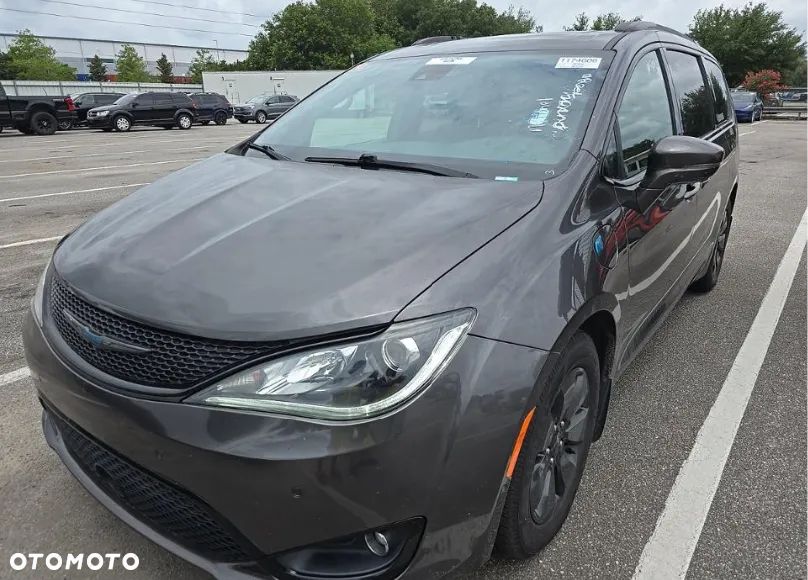 Chrysler Pacifica, 2020