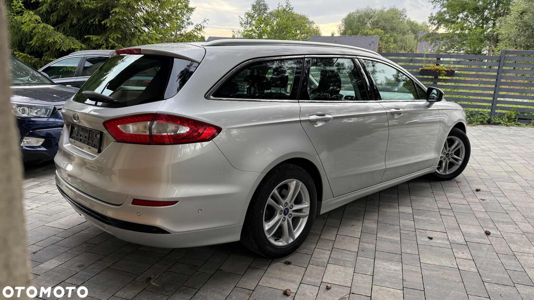 Ford Mondeo 2.0 TDCi Ambiente Plus PowerShift - 12