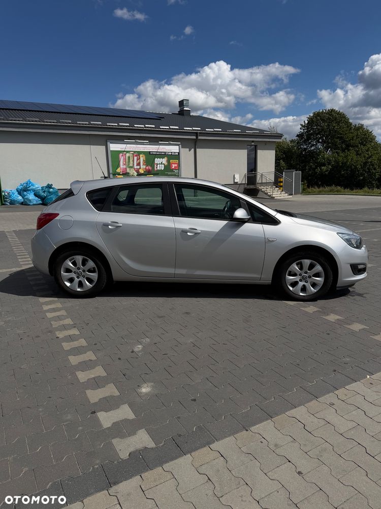 Opel Astra 1.7 CDTI Enjoy - 4