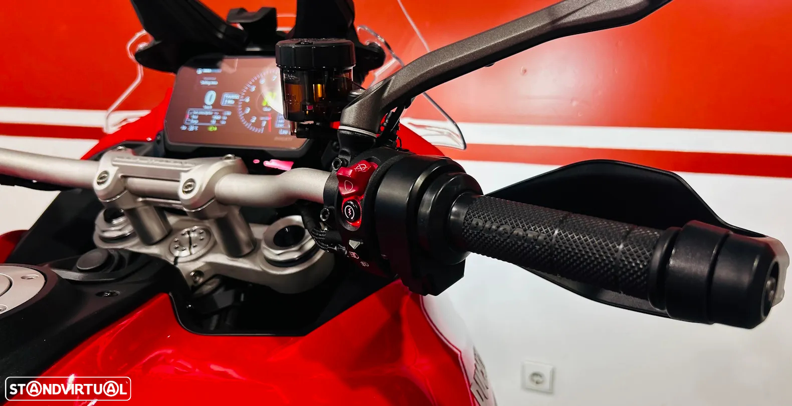 Ducati Multistrada V4 S Full Red - 17