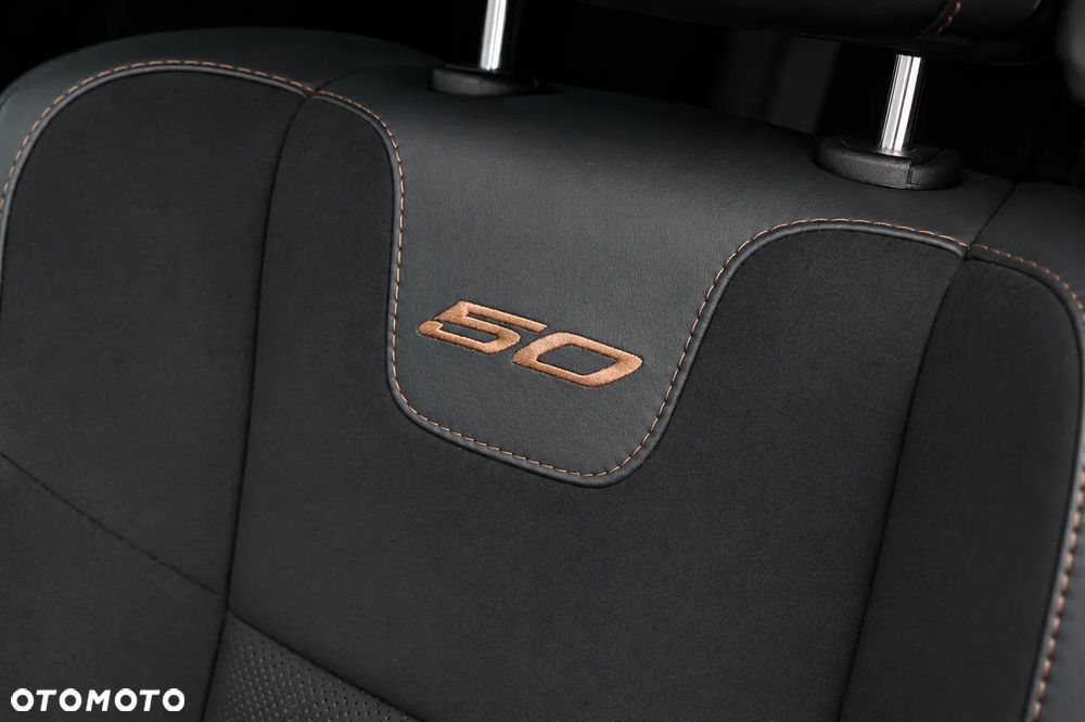 Dodge Challenger 5.7 R/T Shaker - 18