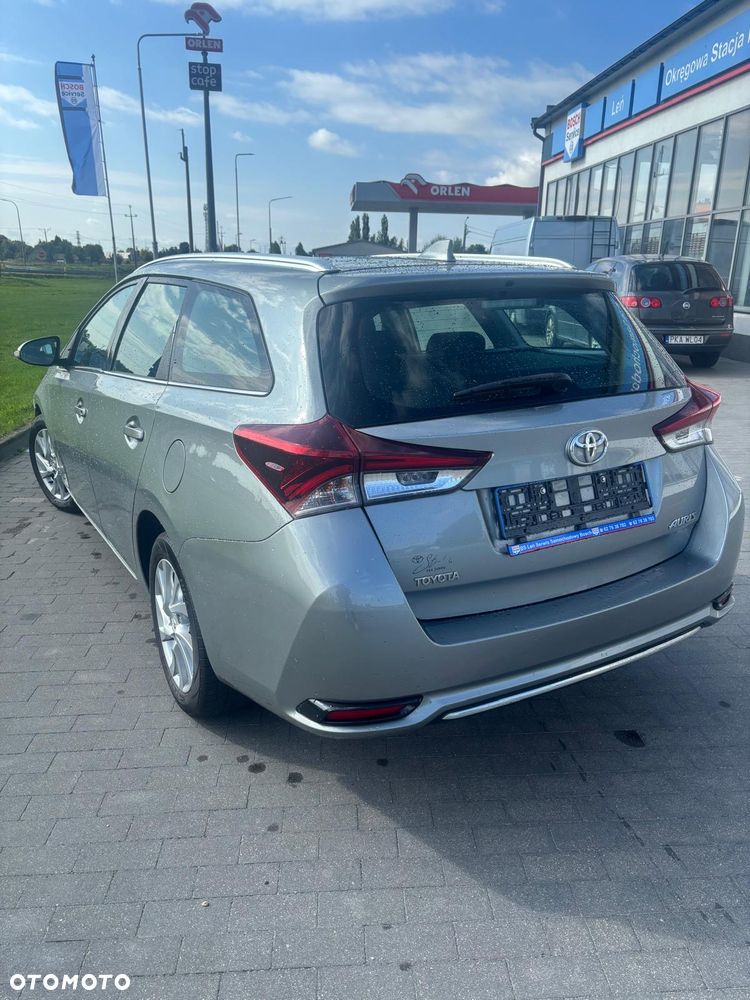 Toyota Auris 1.33 Dual-VVT-i Comfort - 5