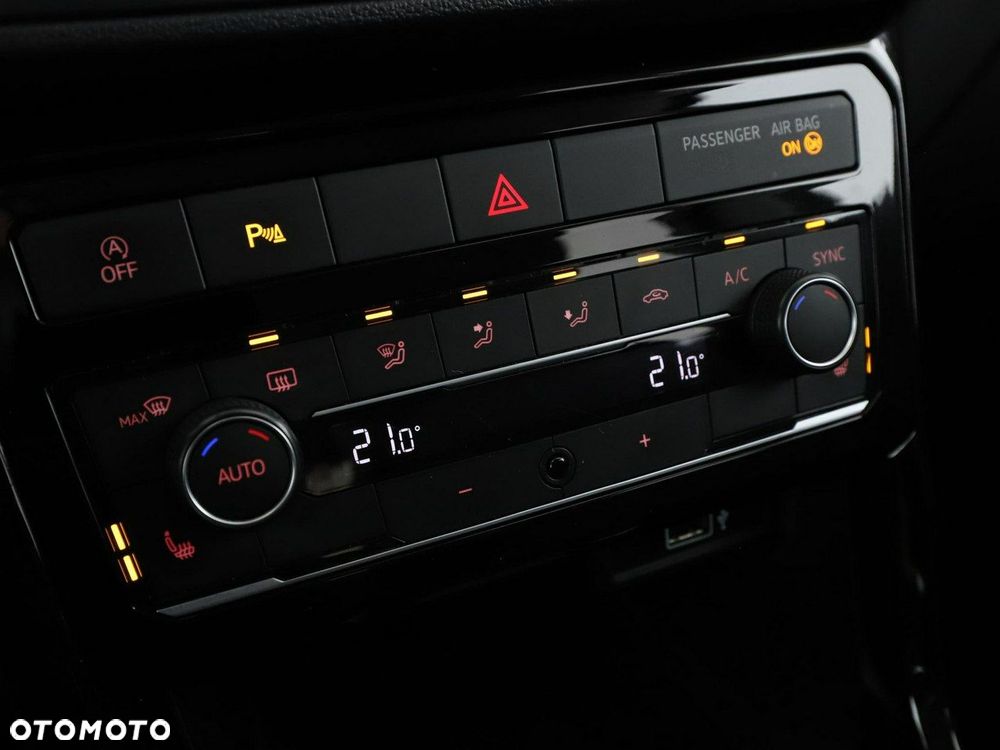 Volkswagen T-Cross 1.0 TSI Life - 28