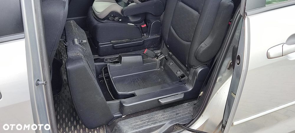 Mazda 5 2.3 Touring - 13