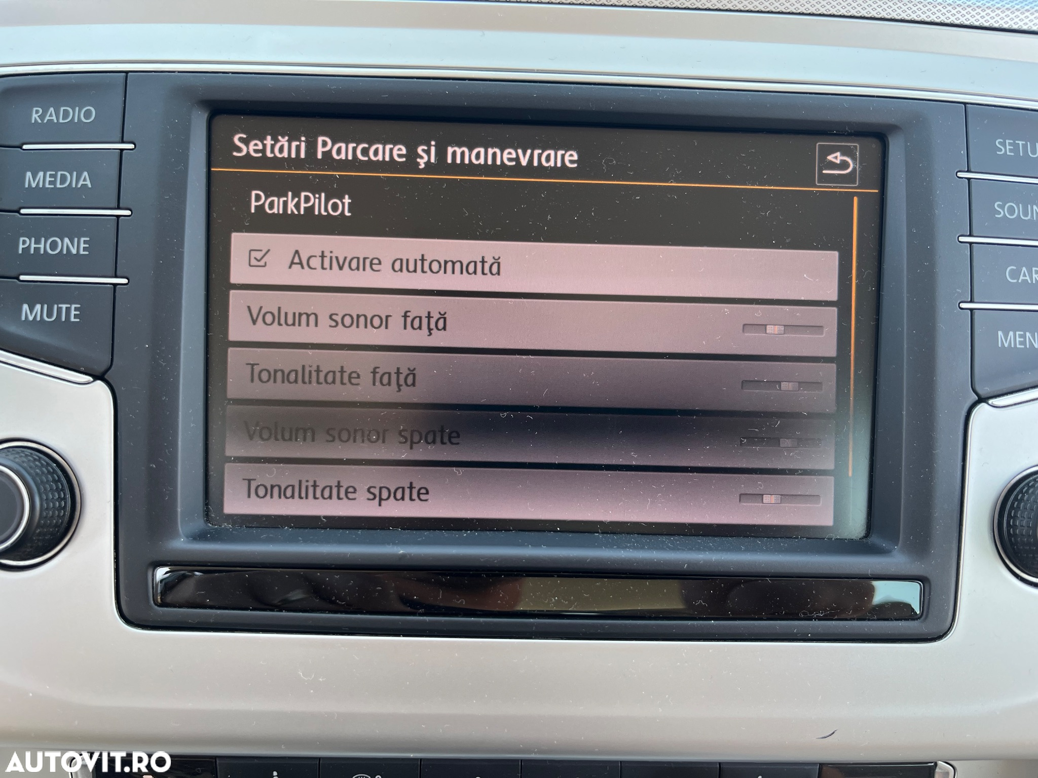 Volkswagen Passat 2.0 TDI Highline - 25