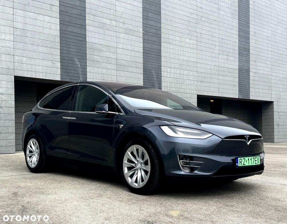 Tesla Model X Long Range Plus - 4