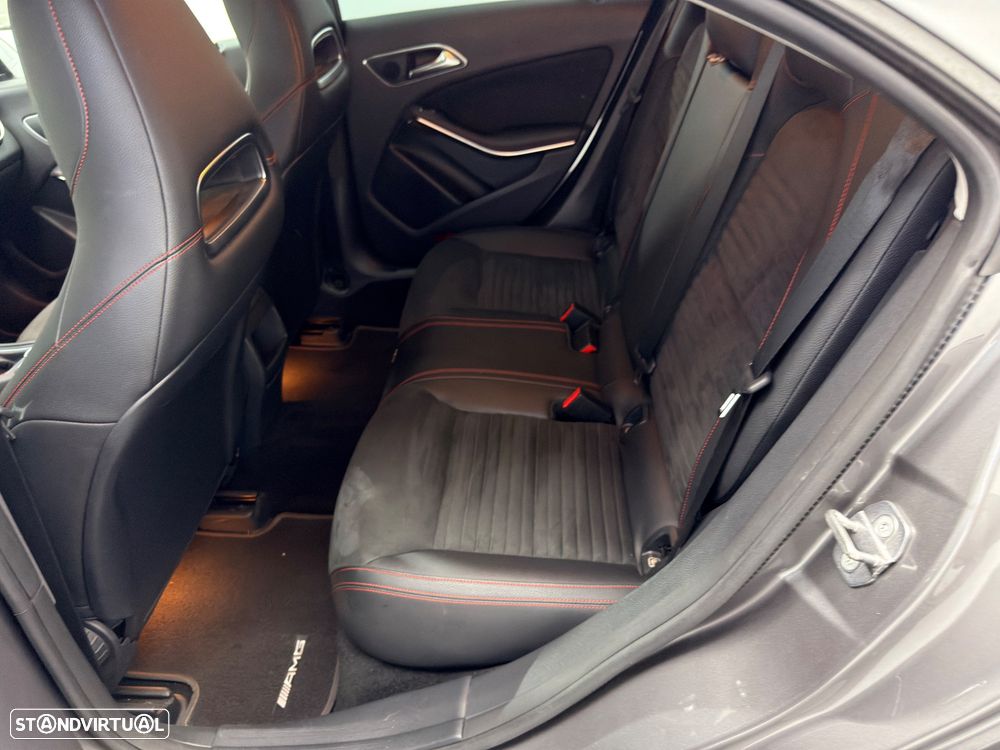 Mercedes-Benz CLA 180 d AMG Line - 15