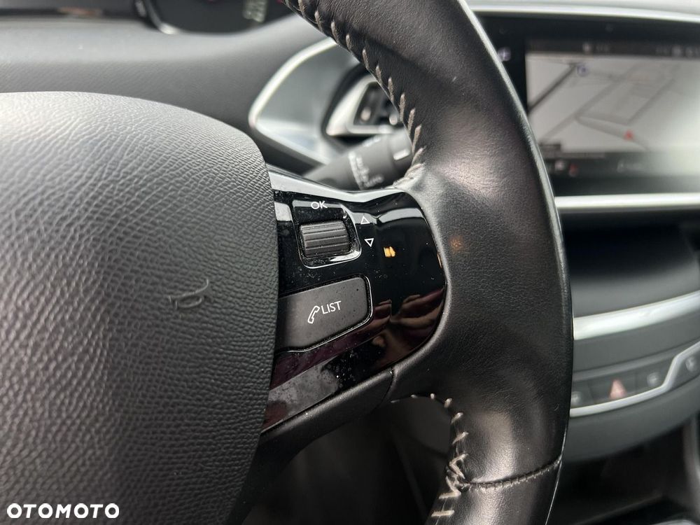 Peugeot 308 1.2 PureTech GPF Access S&S - 24
