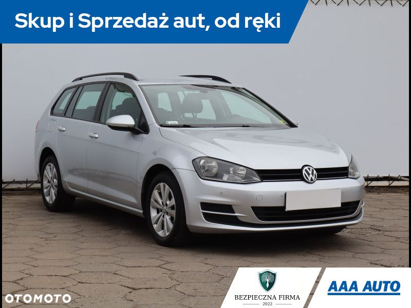 Volkswagen Golf - 2