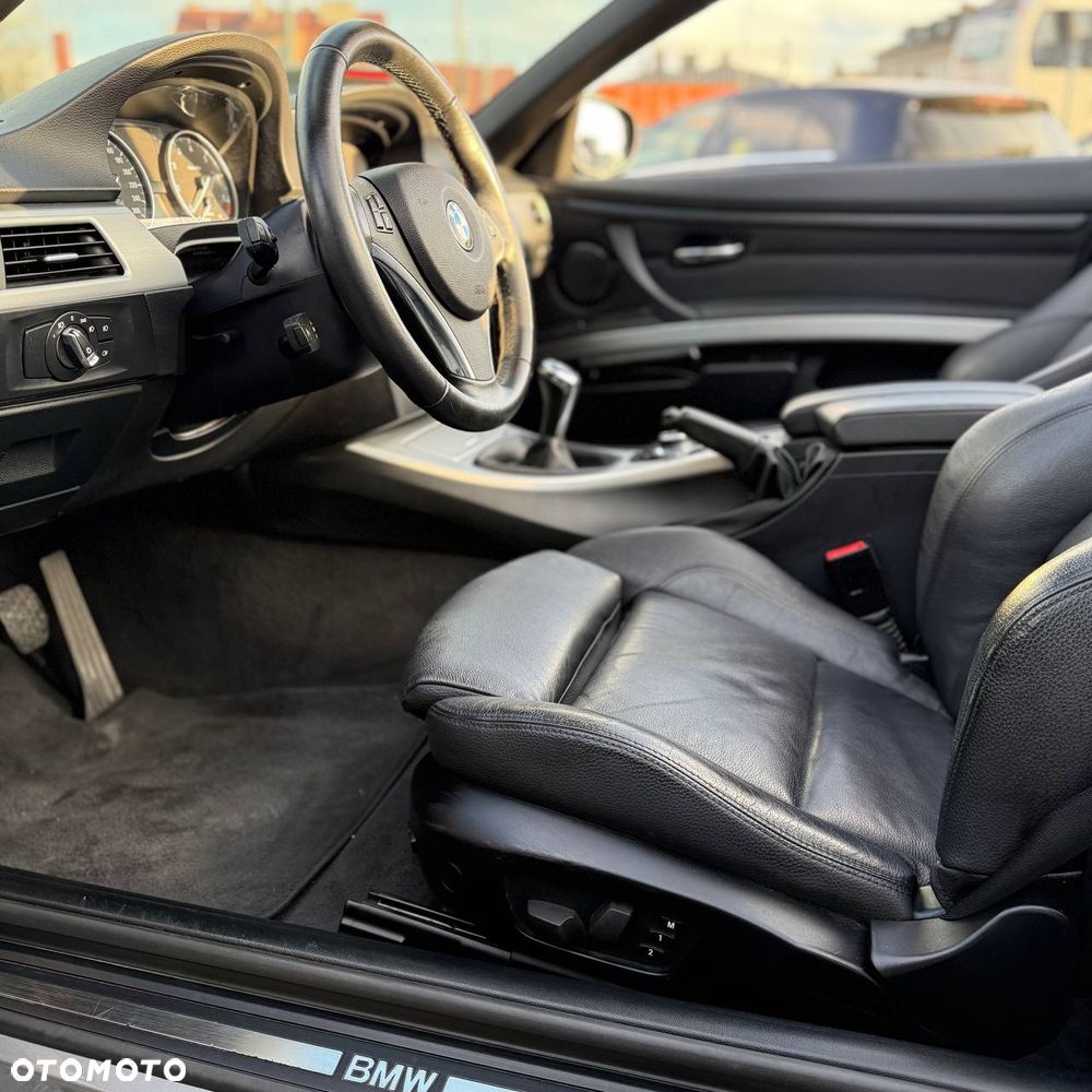 BMW Seria 3 318i Edition Exclusive - 7