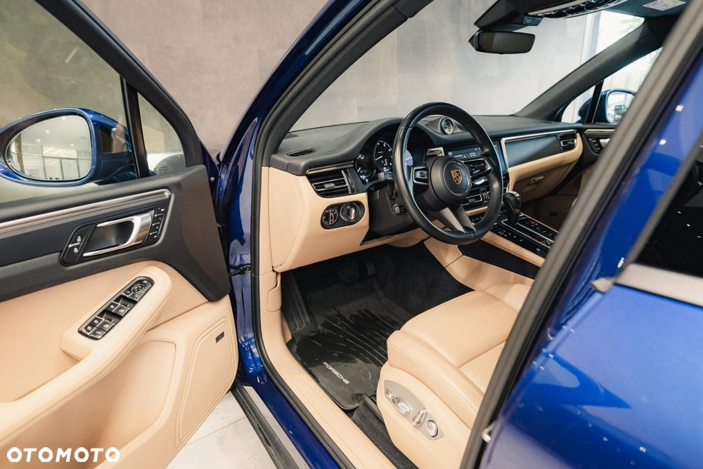 Porsche Macan - 10