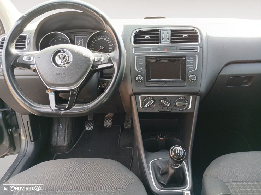 VW Polo 1.0 Trendline - 10