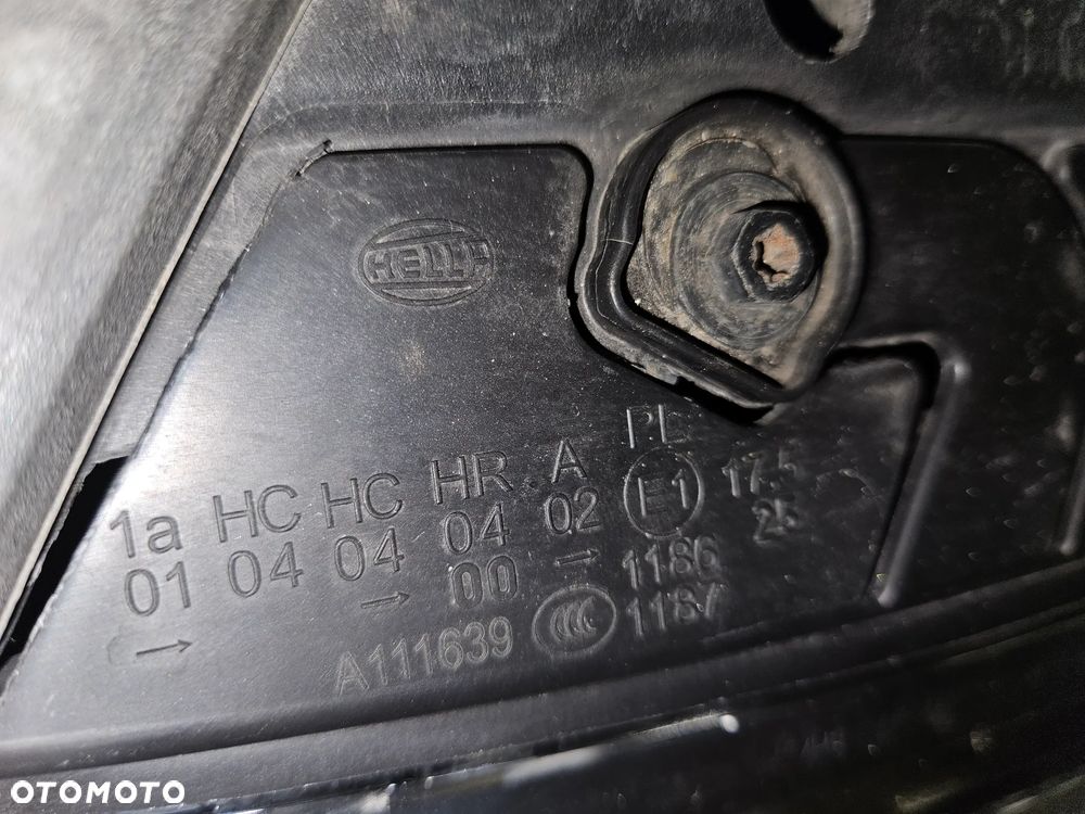 Lampy przednie oryg. Hella do VW Passat B5 FL jak nowe - 4