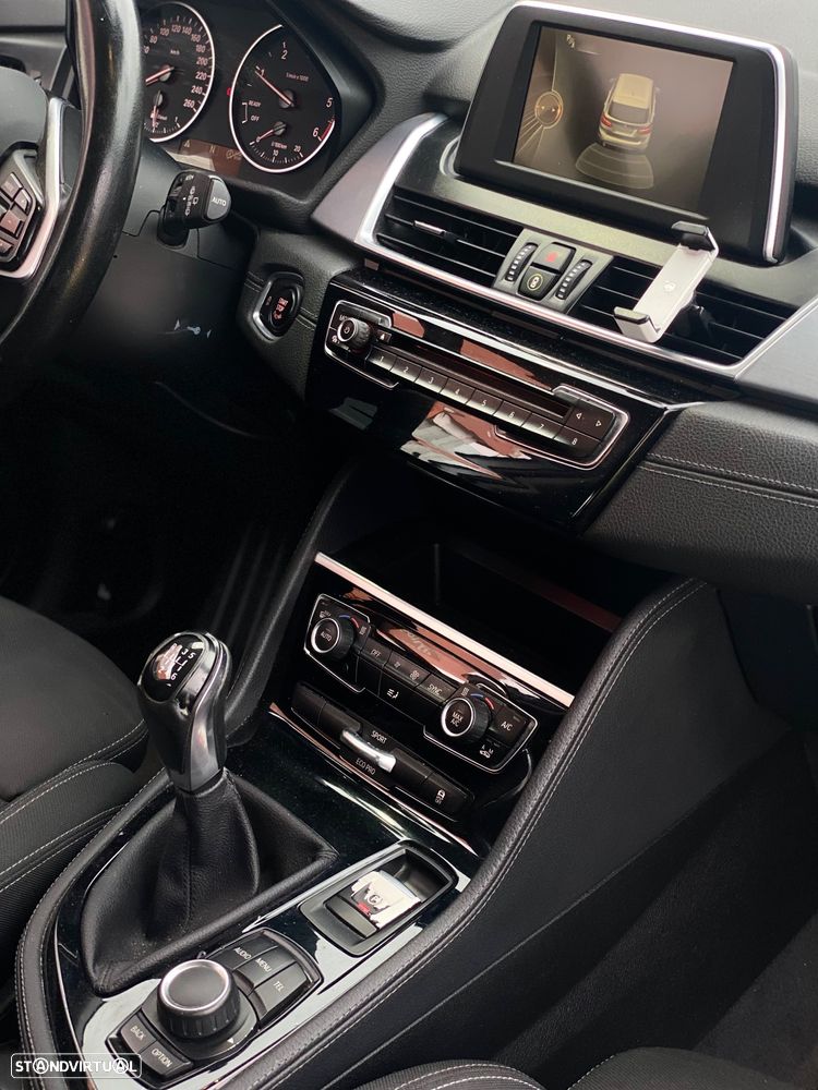 BMW 216 Active Tourer d Advantage - 10