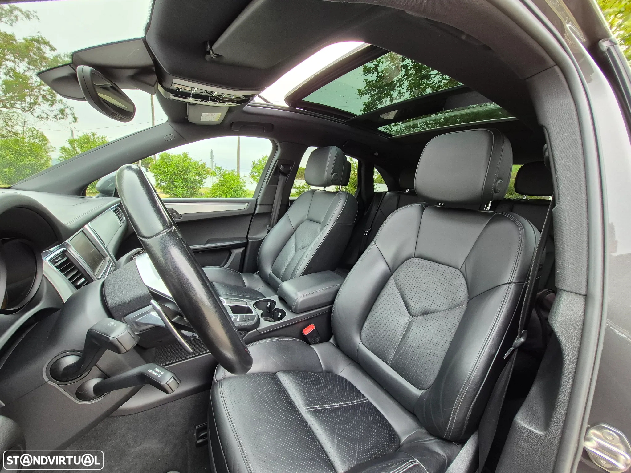 Porsche Macan S - 35