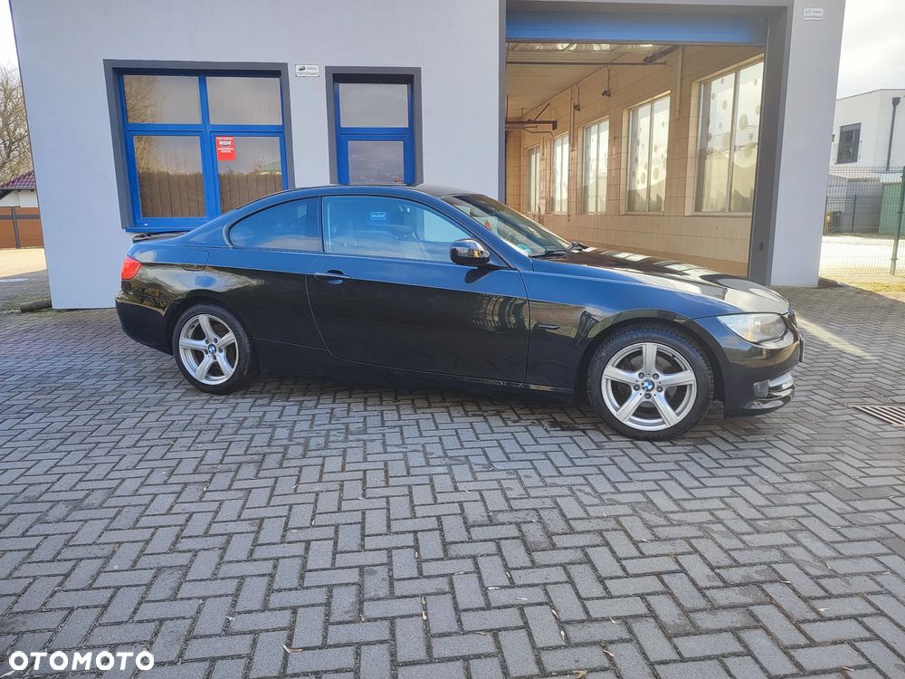 BMW Seria 3 320i M Sport Edition - 13