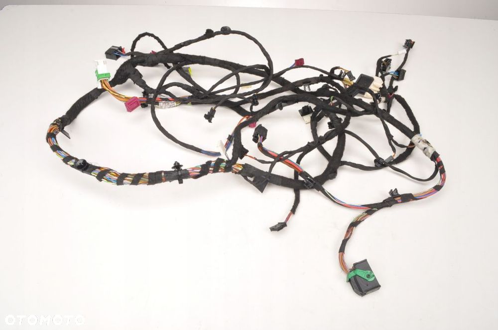 BMW G20 330e WIĄZKA BAGAŻNIKA 9436424 - 1