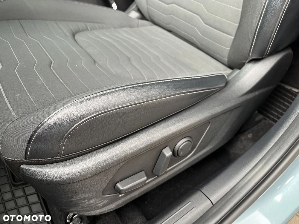 Kia Sportage 1.6 T-GDI MHEV Business Line 2WD DCT - 12