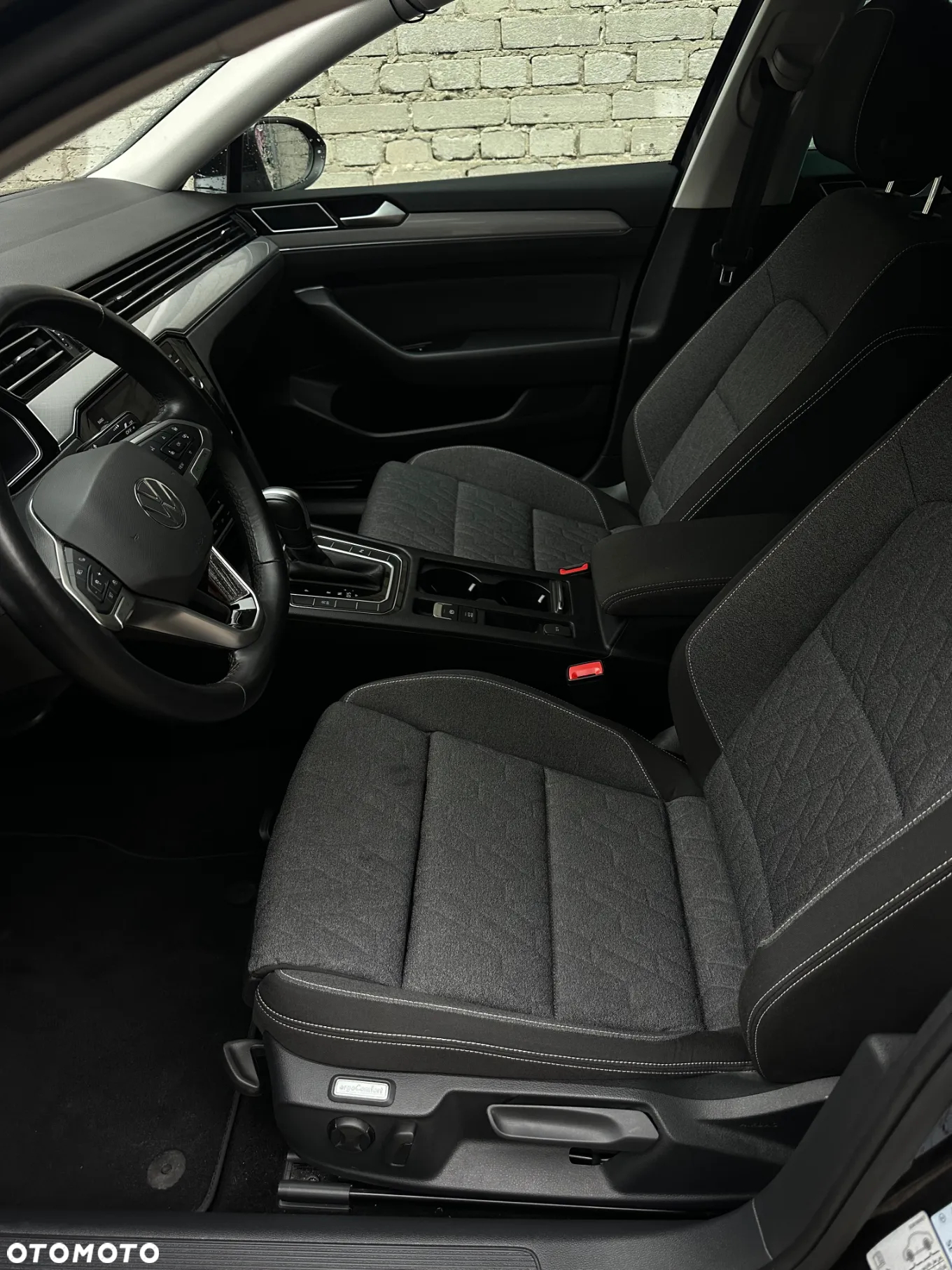 Volkswagen Passat 2.0 TSI Business DSG - 16