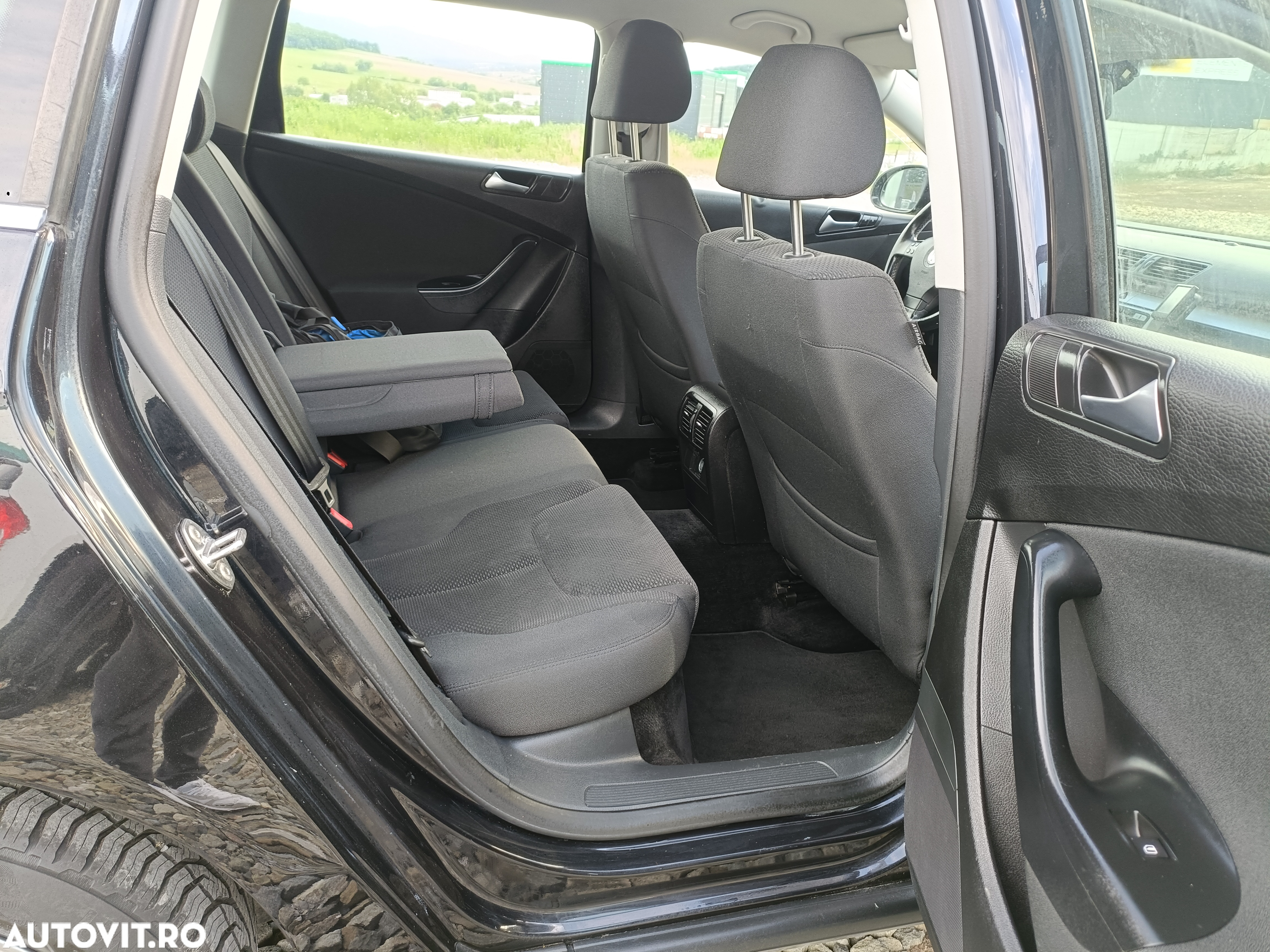 Volkswagen Passat 2.0 Blue TDI SCR Comfortline - 10