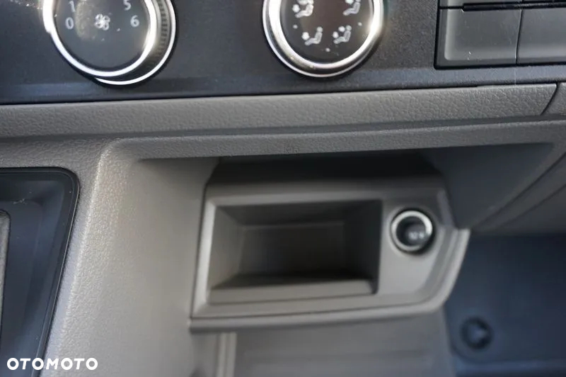 Volkswagen CRAFTER MAXI LONG AUTOMAT DSG8 2.0TDI 177KM Salon Polska - 35