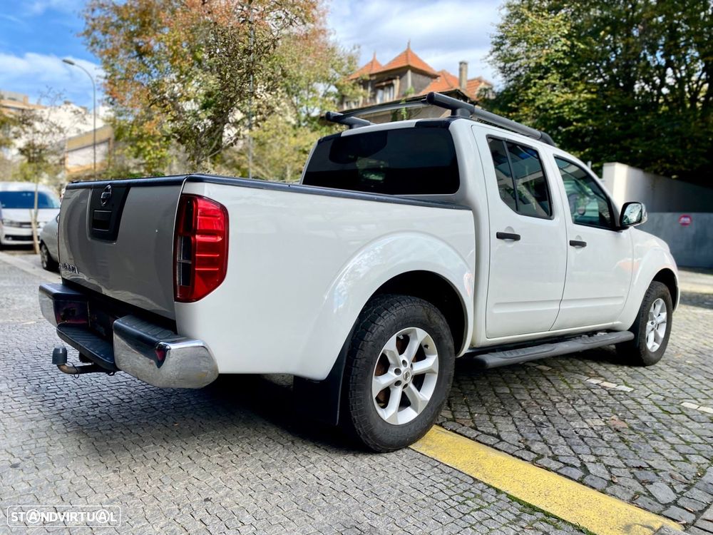 Nissan Navara 2.5 dCi CD LE - 8