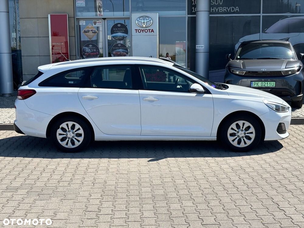 Hyundai i30 1.6 D Classic + - 2