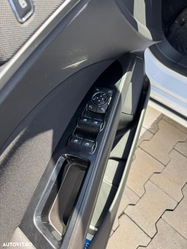 Ford Mondeo 1.6 TDCi ECOnetic Start-Stopp Titanium - 16