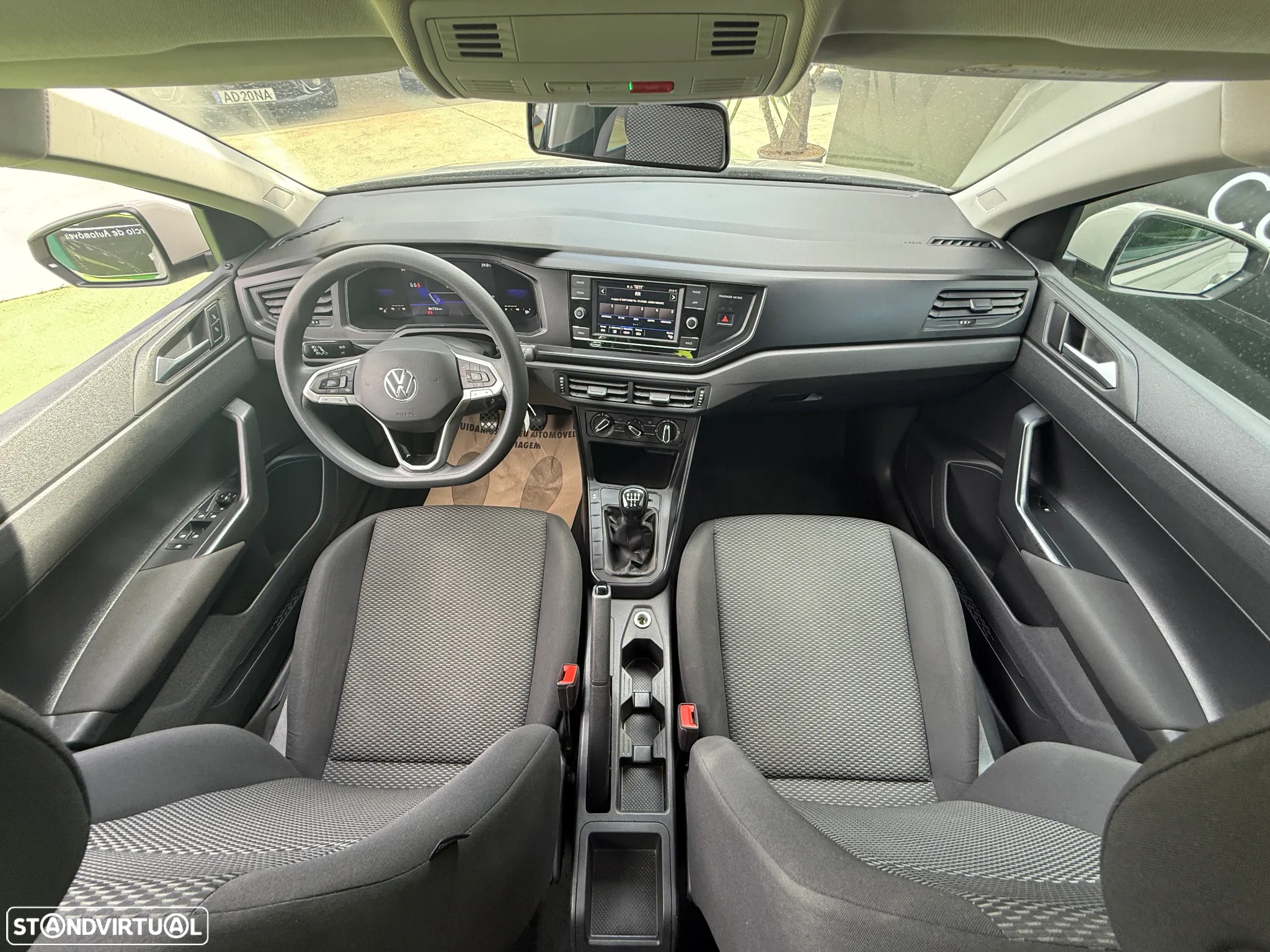 VW Polo 1.0 Trendline - 19
